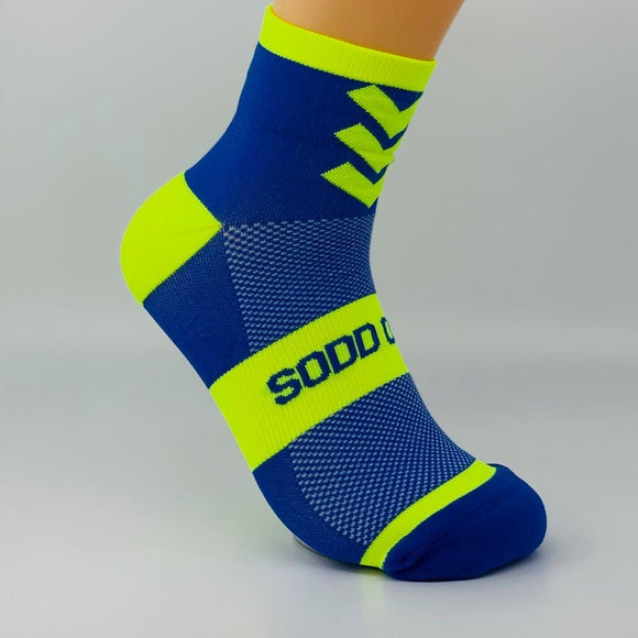 Blue / Neon Chevron Main | Moisture-wicking trail running socks | Sodd Ocks